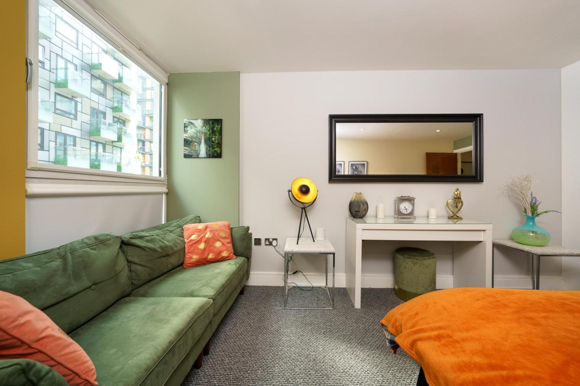 Apartmán Cobalt Point, South Quay Londýn Exteriér fotografie
